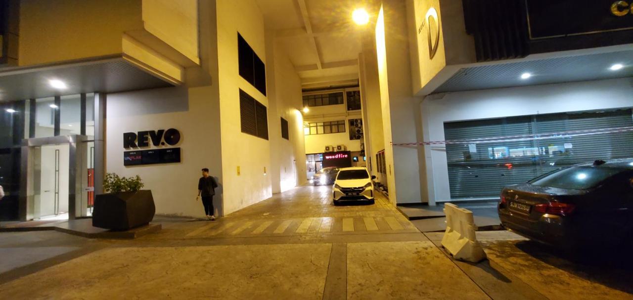 Revo Pavilion Bukit Jalil Dual Key Option Apartemen Kuala Lumpur